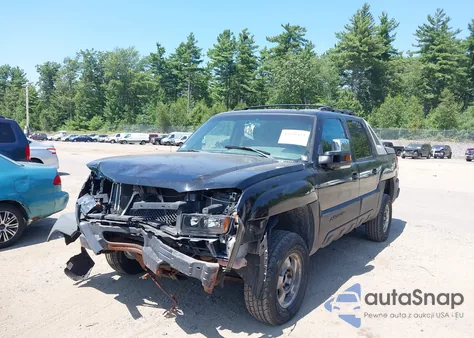 2002 Chevrolet Avalanche 1500 из США, поврежденный, VIN 3GNEK13T02G150336